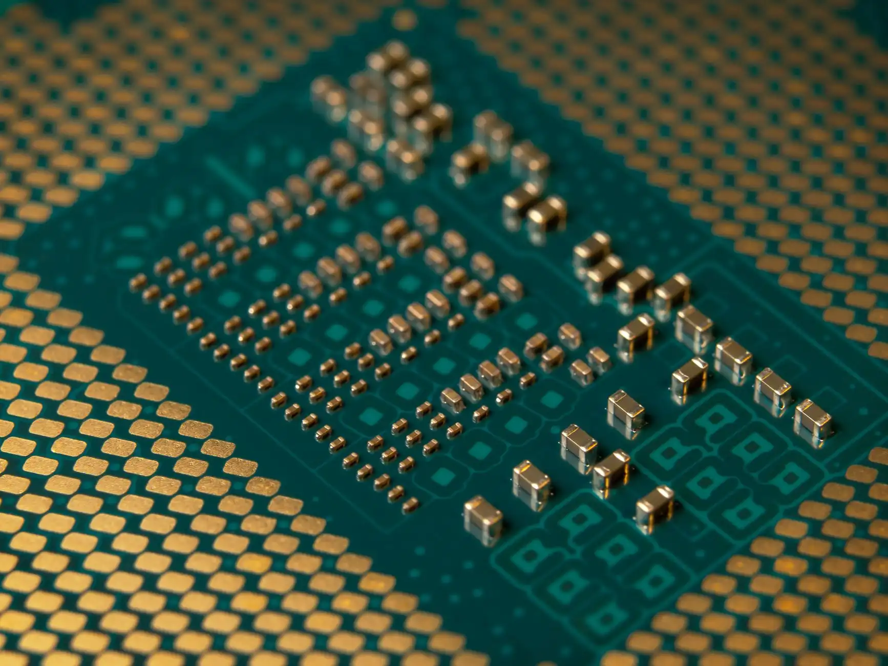 通信工程质量管控：光纤熔接工艺与基站设备安装验收标准