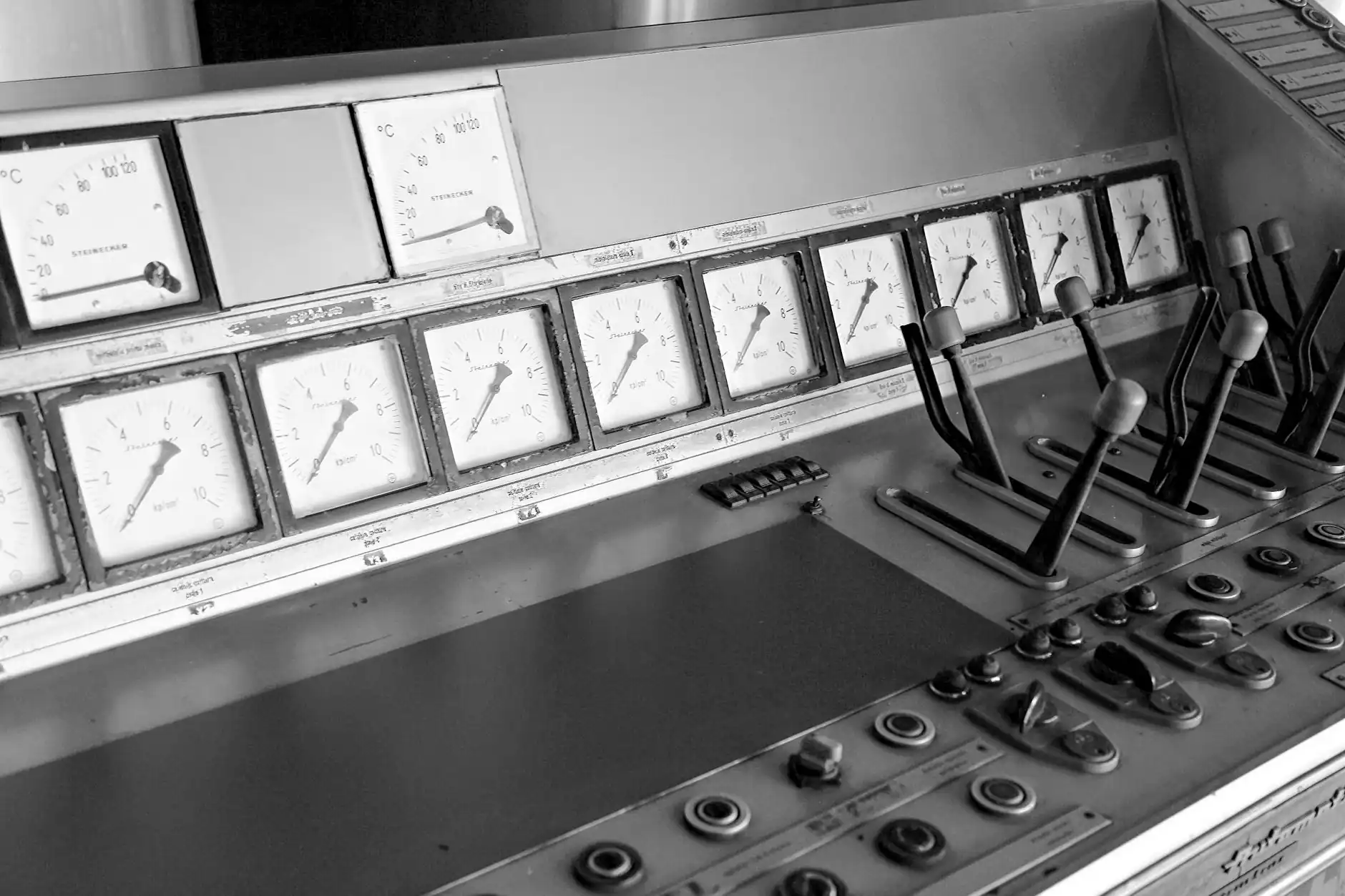 工业园区5G信号覆盖与光纤布线一体化方案设计要点