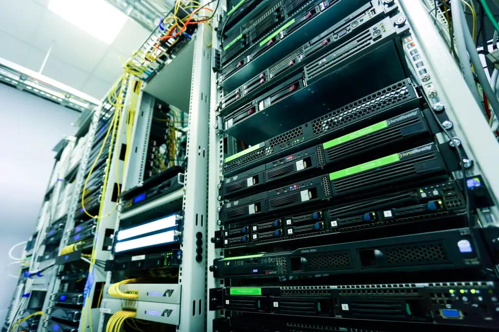 室内信号覆盖解决方案：京时佳助运营商提升写字楼5G网络质量
